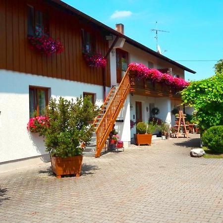 Pension Zum Krug, Messe Muenchen Hergolding Extérieur photo